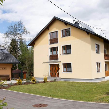 Ferienwohnungen Hecher Feldkirchen In Kaernten Bagian luar foto