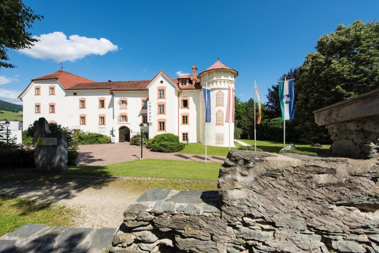 Ferienwohnungen Hecher Feldkirchen In Kaernten Bagian luar foto